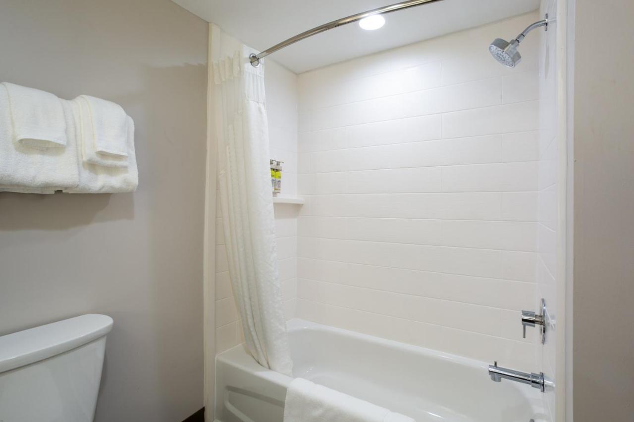 Holiday Inn Express & Suites - Morehead City By Ihg Exterior photo